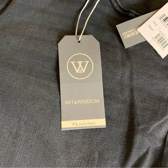 WIT & WISDOM 'Ab'Solution Roll Cuff Denim Shorts in Black Size 14 - Picture 11 of 15